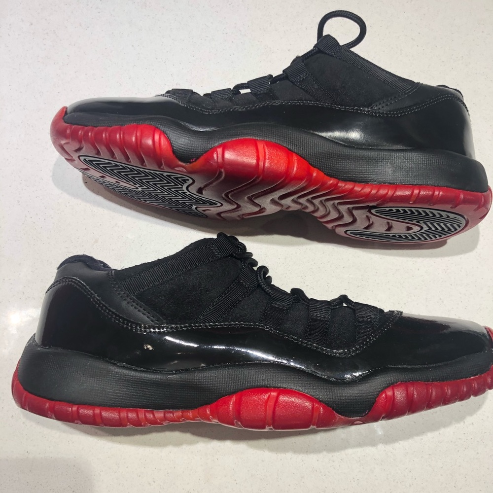 Air Jordan 11 Low ‘bred’❤️🖤